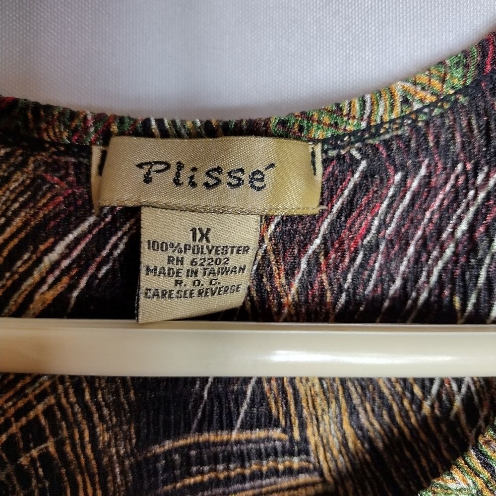Plisse thank top  - Picture 3 of 6